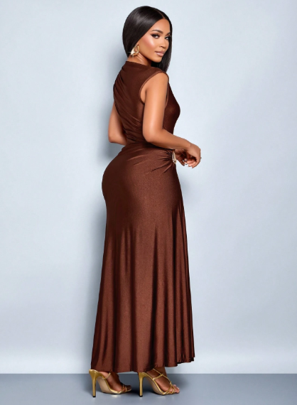 SOLERSUN Elegant Metallic Detail Ruched Maxi Dress