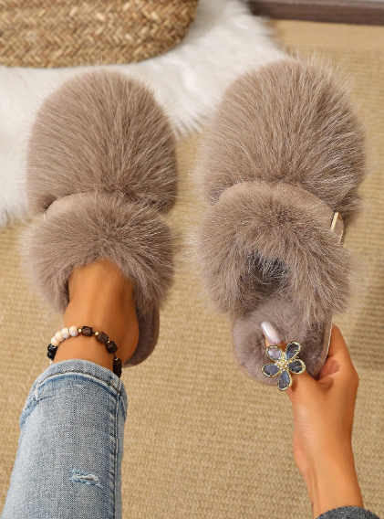 Women's Plush Faux Fur Home Slippers
