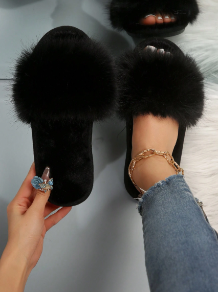 Women's Luxury Plush Faux Fur Bedroom Slippers