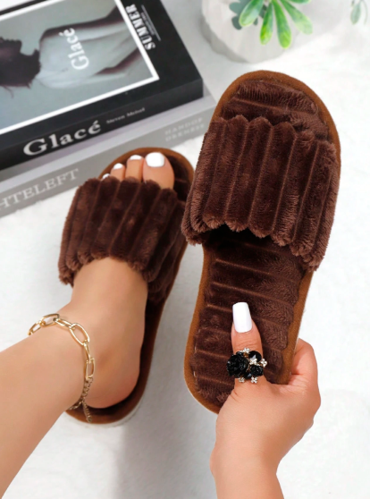 Women's Ultra Plush Indoor Slide Slippers