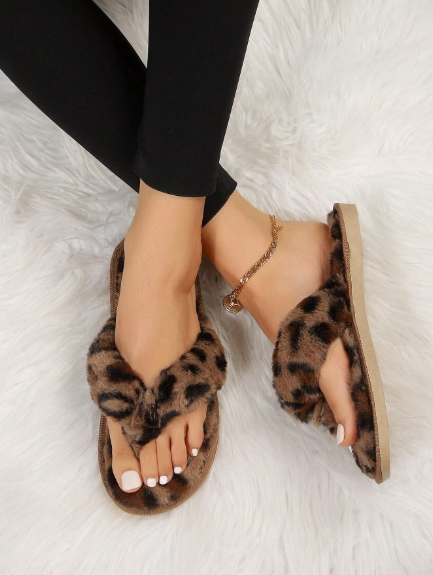 Women's Leopard Print Plush Cross-Band Slippers